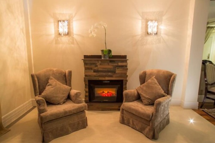 Imagen de los interiores del Hotel Estoril, Campos do Jordao. Foto 20