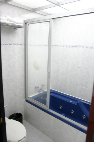 Imagen de la habitación del Hotel Estoril, Ciudad de México. Foto 5