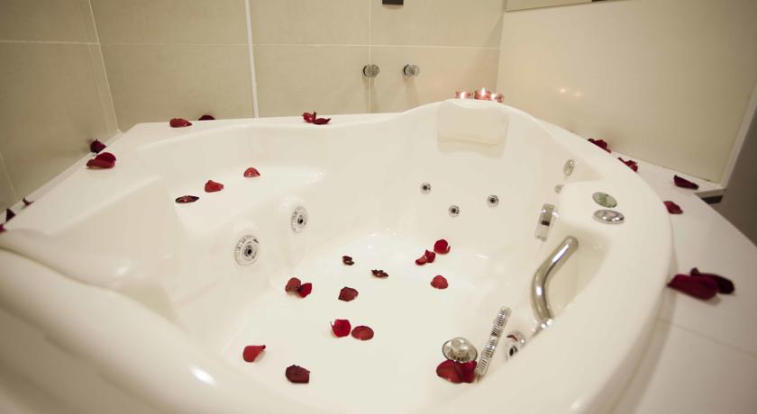 Imagen general del Hotel Estoril Mar&iacute;lia. Foto 8