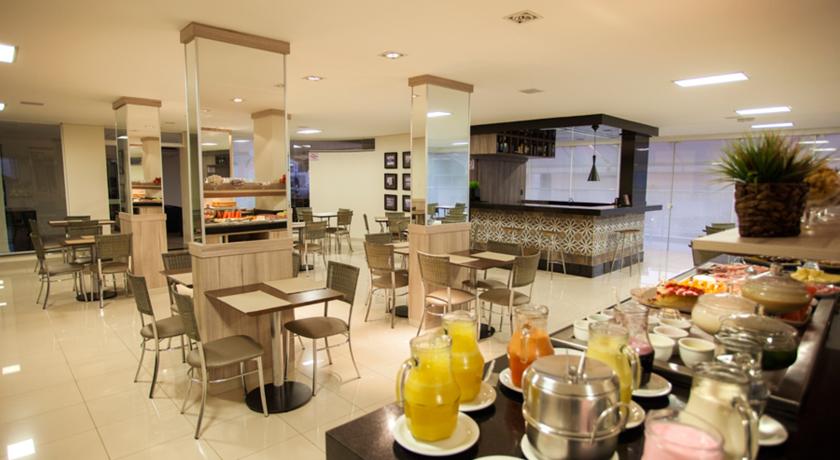 Imagen general del Hotel Estoril Mar&iacute;lia. Foto 10