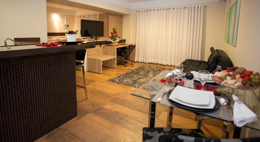 Imagen general del Hotel Estoril Mar&iacute;lia. Foto 14