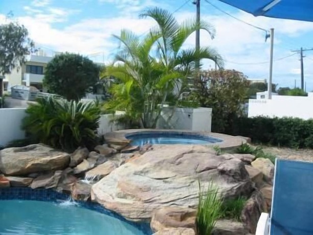 Imagen general del Hotel Estoril On Moffat. Foto 4
