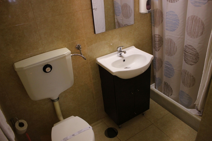 Imagen de la habitación del Hotel Estoril Porto. Foto 3