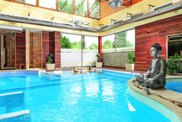 Imagen de la piscina del Hotel Estrella Coral de Mar Resort Wellness & Spa. Foto 9