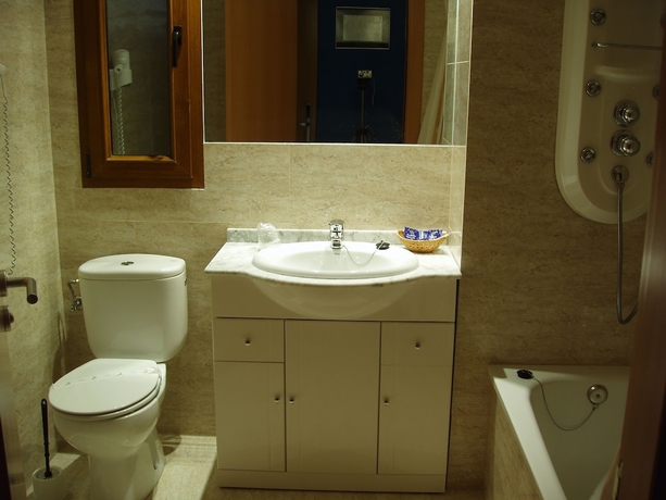 Imagen de la habitación del Hotel Estrella Del Alemar. Foto 7