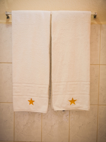 Imagen de la habitación del Hotel Estrella. Foto 8