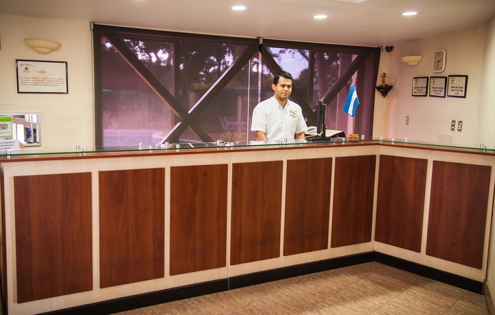 Imagen de los interiores del Hotel Estrella. Foto 14