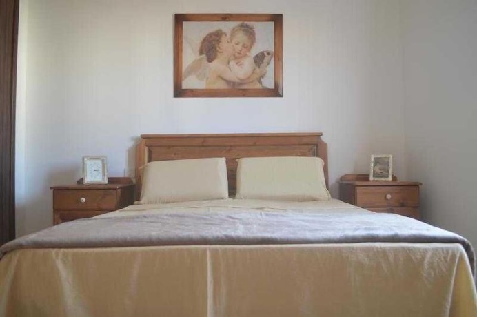 Imagen de la habitación del Hotel Estrella Lodging. Foto 11