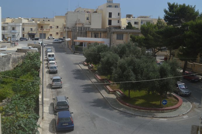 Imagen de la habitación del Hotel Estrella Lodging. Foto 12