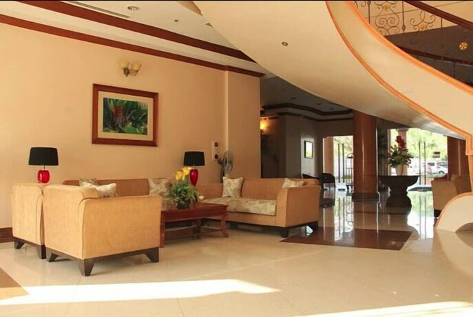 Imagen de los interiores del Hotel Estrellas De Mendoza Playa Resort. Foto 9