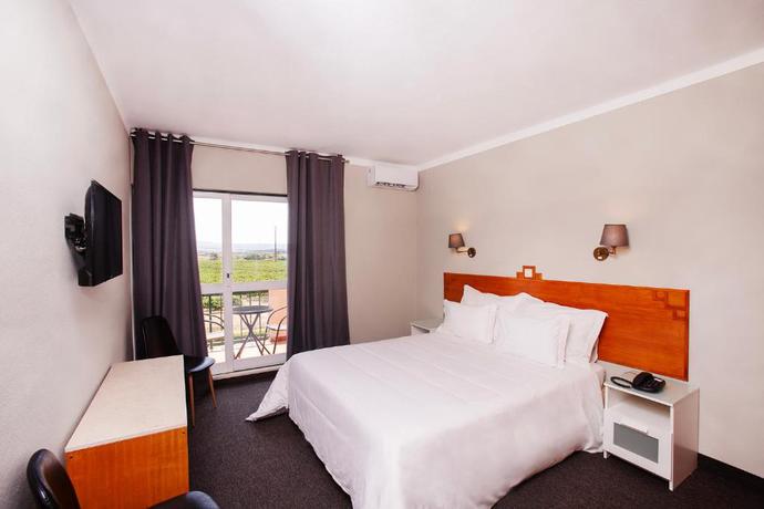 Imagen general del Hotel Estremoz. Foto 19