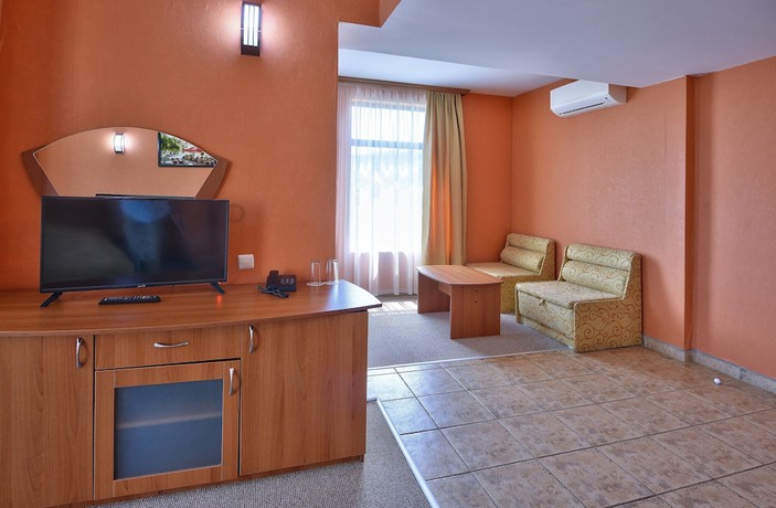 Imagen de la habitación del Hotel Estreya Palace and Residence. Foto 5