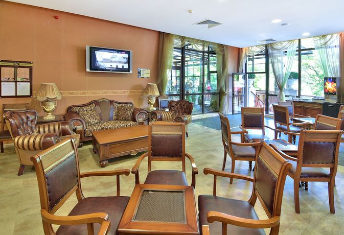 Imagen de los interiores del Hotel Estreya Palace and Residence. Foto 13