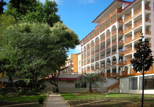 Imagen general del Hotel Estreya Residence Hotel and SPA. Foto 1