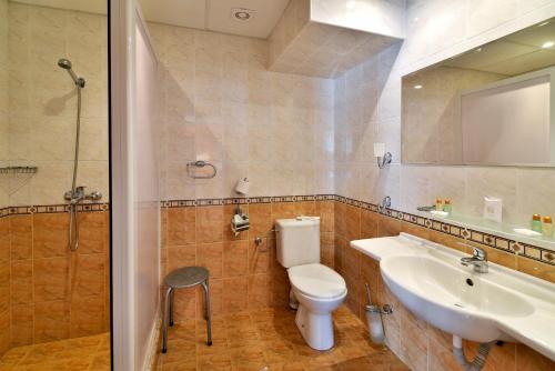 Imagen de la habitación del Hotel Estreya Residence Hotel and SPA. Foto 19