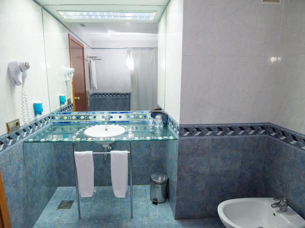 Imagen de la habitación del Hotel Estudios RH Vinaros. Foto 9