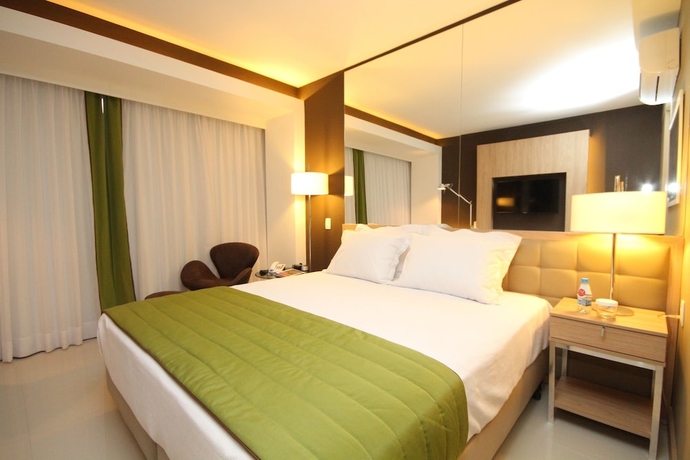 Imagen de la habitación del Hotel Esuites Savassi Toscanini. Foto 4