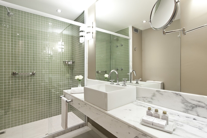 Imagen de la habitación del Hotel Esuites Savassi Toscanini. Foto 6