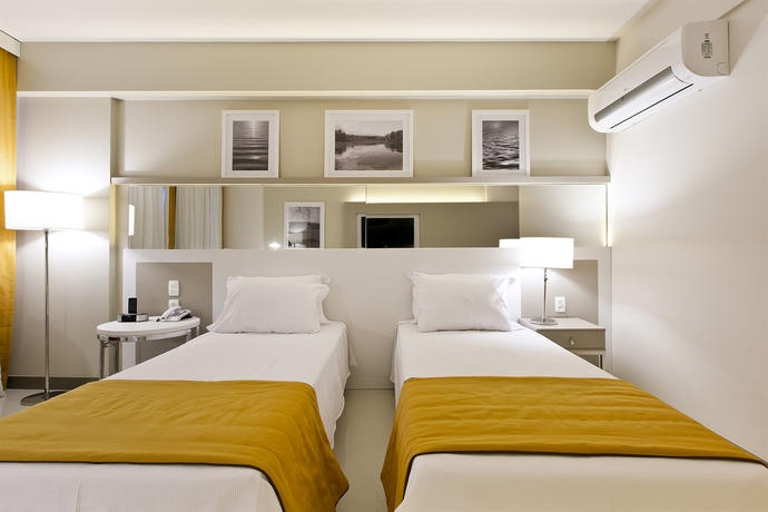 Imagen de la habitación del Hotel Esuites Spa Lagoa Santa. Foto 8