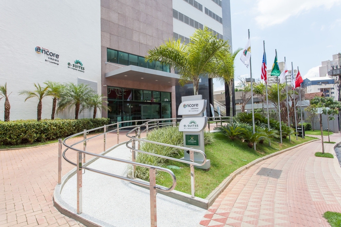 Imagen general del Hotel Esuites Virginia Luxemburgo Bh. Foto 4