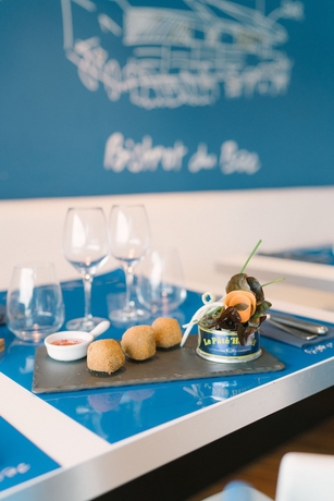 Imagen del bar/restaurante del Hotel Et Bistrot Du Bac. Foto 7