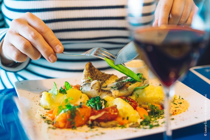 Imagen del bar/restaurante del Hotel Et Bistrot Du Bac. Foto 11