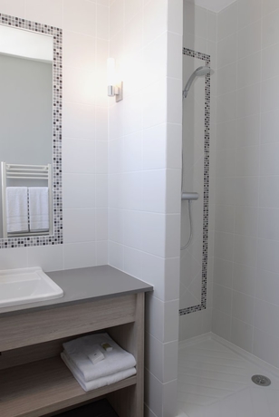 Imagen de la habitación del Hotel Et Résidence La Réserve. Foto 15