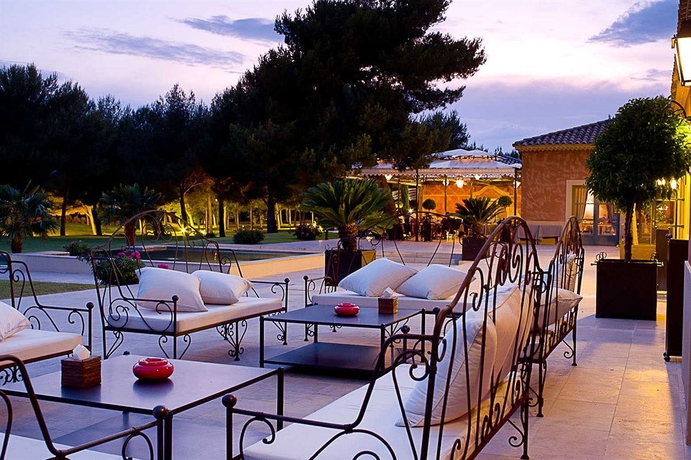 Imagen del bar/restaurante del Hotel Et Spa Du Castellet. Foto 4