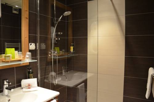 Imagen de la habitación del Hotel Et Spa Les Clarines. Foto 6