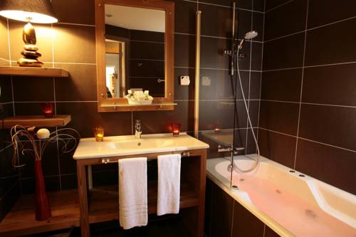Imagen de la habitación del Hotel Et Spa Les Clarines. Foto 14