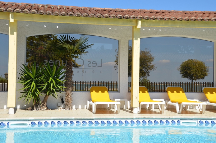 Imagen de la piscina del Hotel Et Spa Les Cleunes Oléron. Foto 14