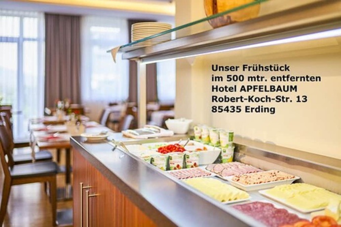 Imagen del bar/restaurante del Hotel ‑Etage Apfelrot managed by Hotel Apfelbaum. Foto 4