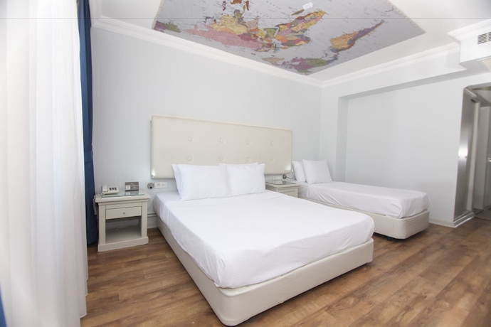 Imagen de la habitación del Hotel Etap Mola. Foto 3