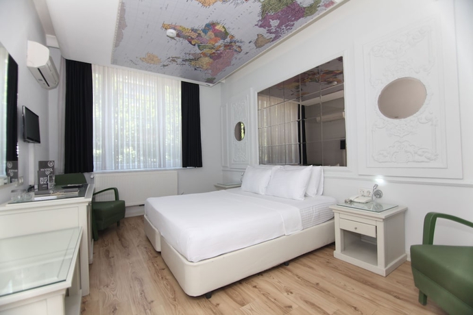 Imagen de la habitación del Hotel Etap Mola. Foto 6