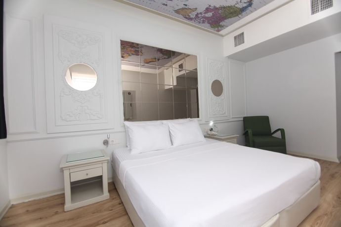 Imagen de la habitación del Hotel Etap Mola. Foto 7