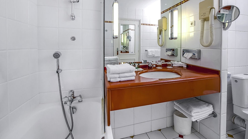 Imagen del bar/restaurante del Hotel Etats Unis Opera. Foto 2