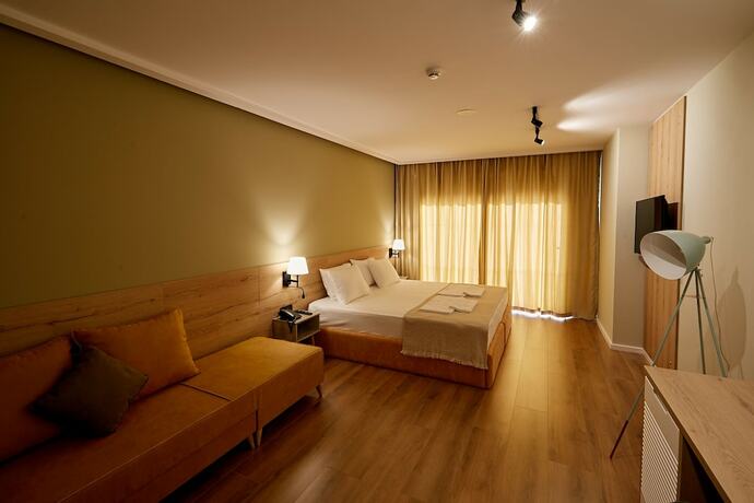 Imagen general del Hotel Eter, Golem. Foto 5