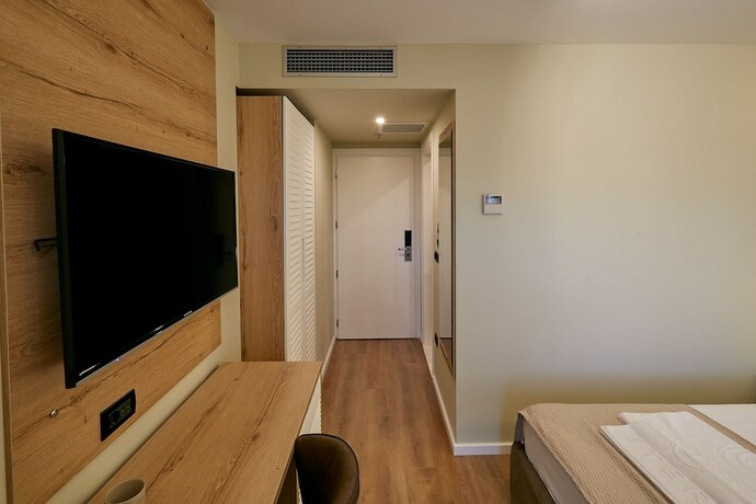 Imagen de la habitación del Hotel Eter, Golem. Foto 12