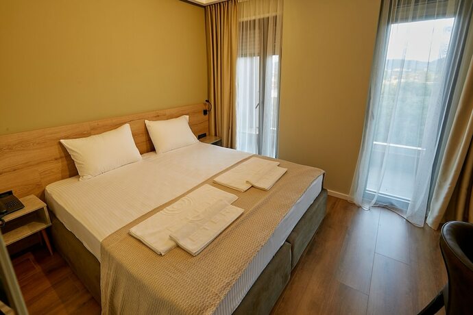 Imagen de la habitación del Hotel Eter, Golem. Foto 20