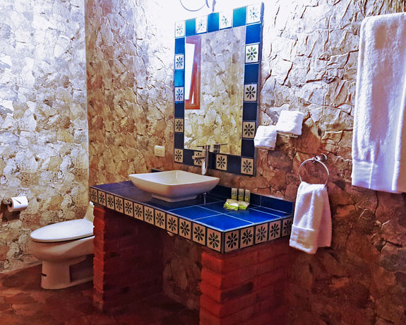 Imagen de la habitación del Hotel Eterna Primavera Antigua. Foto 9