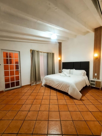 Imagen de la habitación del Hotel Eterna Primavera Cuernavaca. Foto 4
