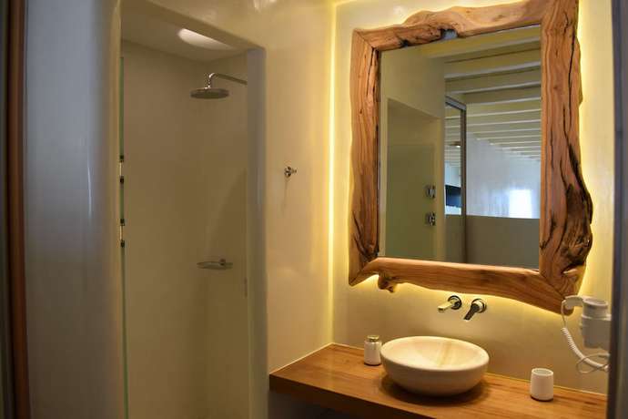 Imagen de la habitación del Hotel Eternal Suites. Foto 17