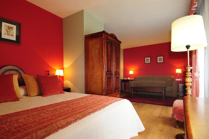 Imagen de la habitación del Hotel Eth Pomer. Foto 8