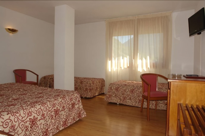 Imagen de la habitación del Hotel Eth Solan. Foto 3