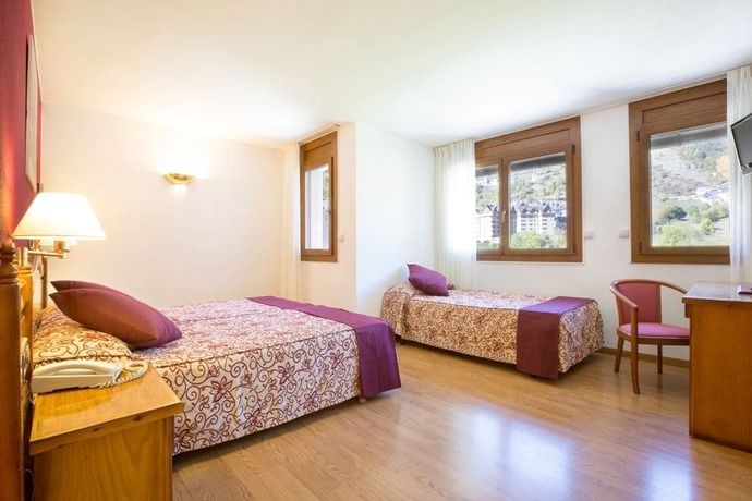 Imagen de la habitación del Hotel Eth Solan. Foto 5