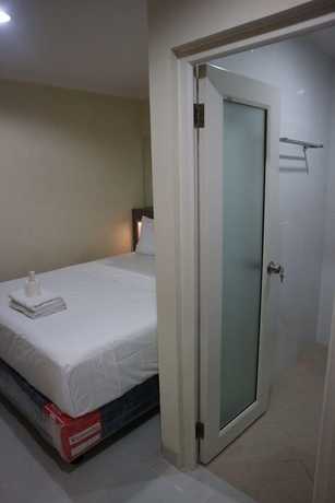 Imagen de la habitación del Hotel Ethan Cilincing Plaza. Foto 2