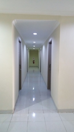 Imagen de los interiores del Hotel Ethan Cilincing Plaza. Foto 14