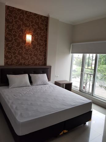 Imagen de la habitación del Hotel Ethan. Foto 9
