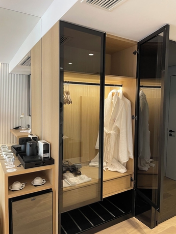 Imagen de la habitación del Hotel Ethereal White Resort. Foto 10