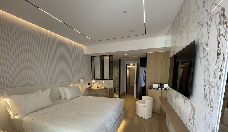 Imagen de la habitación del Hotel Ethereal White Resort. Foto 13